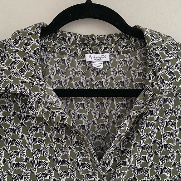 Splendid Medium Green Zebra Print Long Sleeve Button Up Romper Anthropologie - Picture 6 of 7